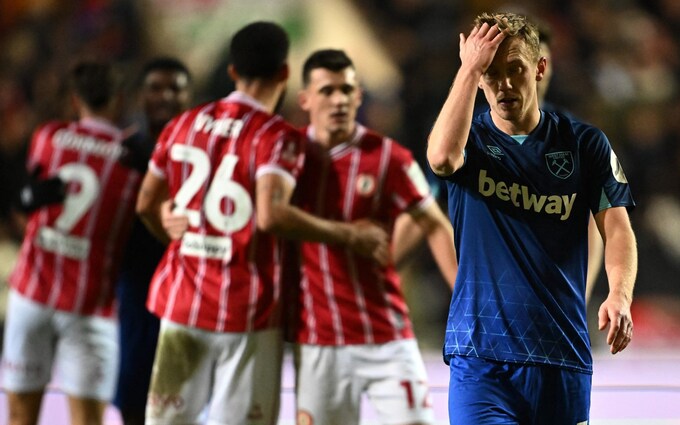 West Ham United bid farewell to the FA Cup, after losing to its counterpart, Bristol City, with a clean goal, on Tuesday evening, at the latter’s stadium in the third round of the competition. The two teams tied 1-1 last week at West Ham Stadium, so the match was replayed and Bristol City succeeded in eliminating West Ham.