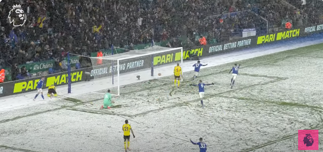 Premier League Soccer in the Snow! Exciting goals and moments